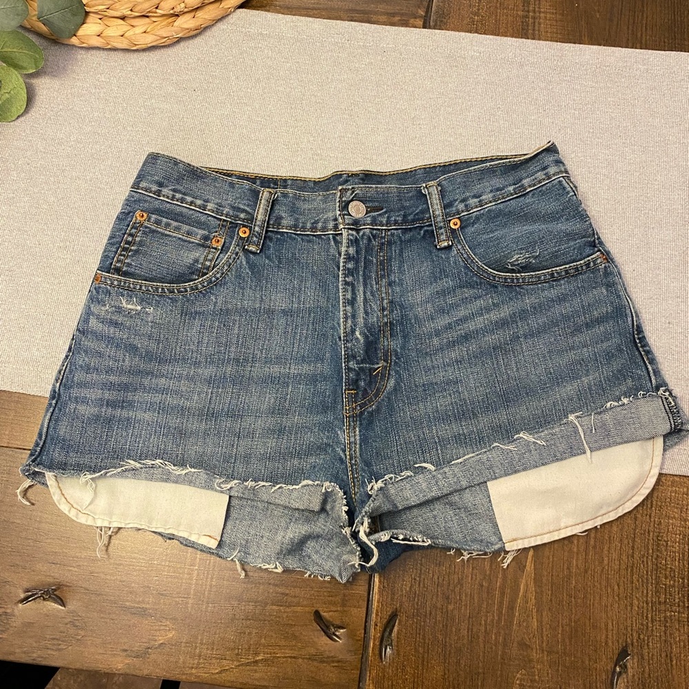 Levi High Waisted Cheeky Shorts